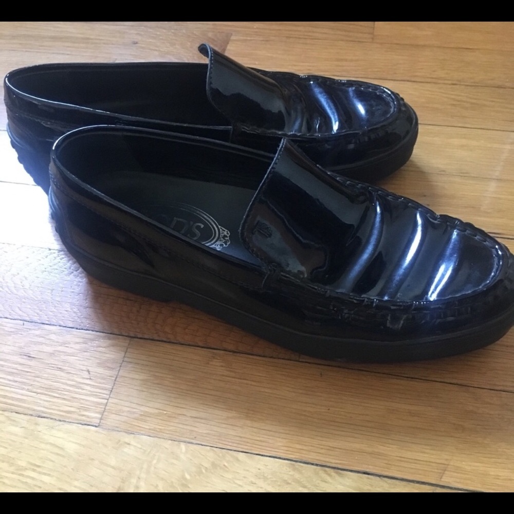 Tod’s winter gommini patent loafer black 37